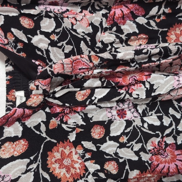 Maurices Black Pink Floral Tie Chest Tiered Dress Size Medium - Picture 3 of 6